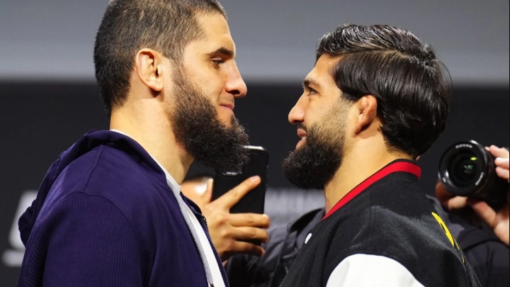 Arman Tsarukyan bất ngờ với chiến thắng “quá dễ” của Makhachev tại UFC 322