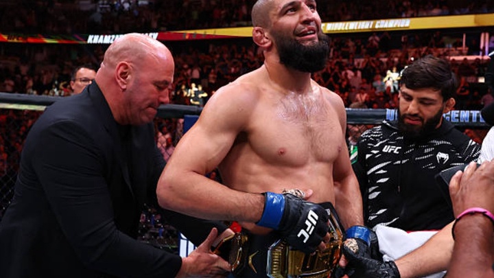 Khamzat Chimaev tuyên bố nghỉ dài hạn để xử lý chấn thương