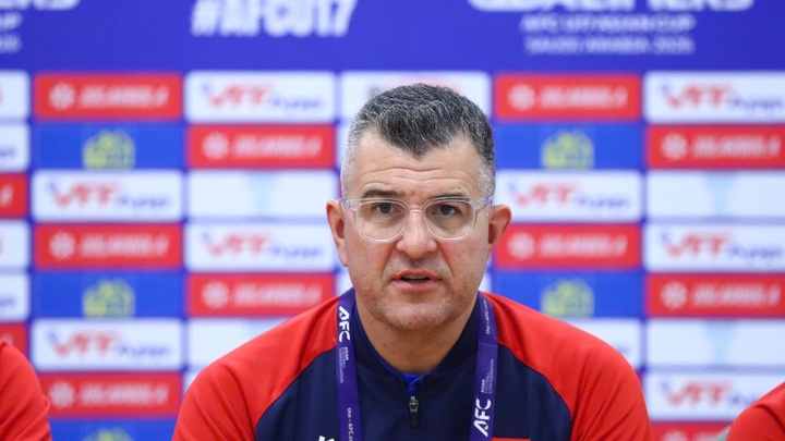 HLV Cristiano Roland: “Tinh thần tập thể giúp U17 Việt Nam chơi thăng hoa”