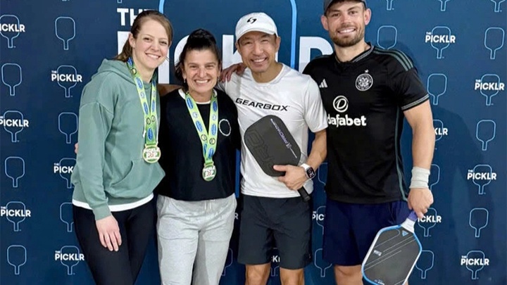 Nhóm vận động viên lập kỷ lục thế giới pickleball mới với 36 giờ thi đấu liên tục