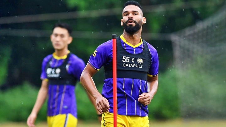 Hà Nội FC chia tay ngoại binh trị giá 27 tỷ đồng