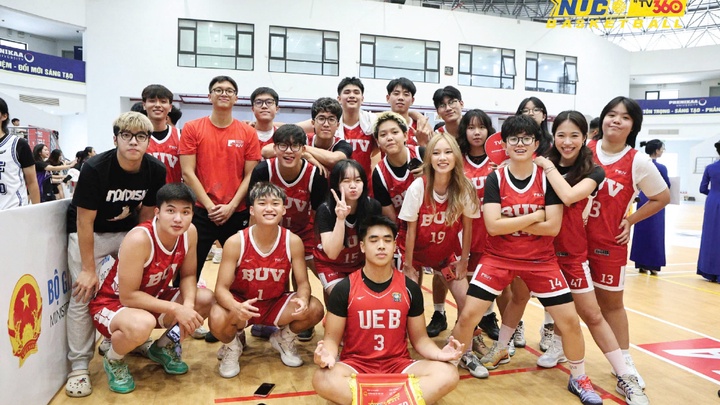  Tinh thần "Lionheart" tại NUC 2025: Bài học về sự kiên cường của sinh viên Trường Đại học Anh Quốc Việt Nam (BUV)