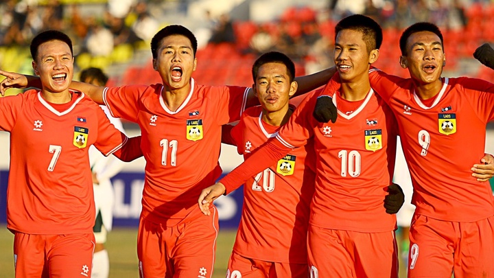 U17 Lào thắng trận thứ 3, Campuchia bị loại sớm hai vòng đấu