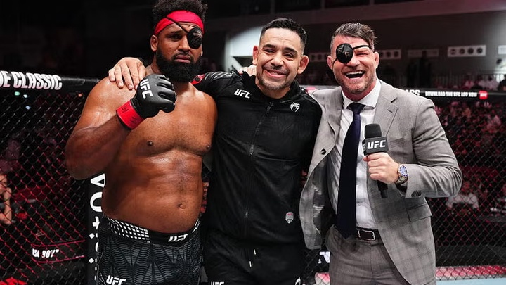 Waldo Cortes-Acosta suýt phải thi đấu không có HLV ở UFC Qatar