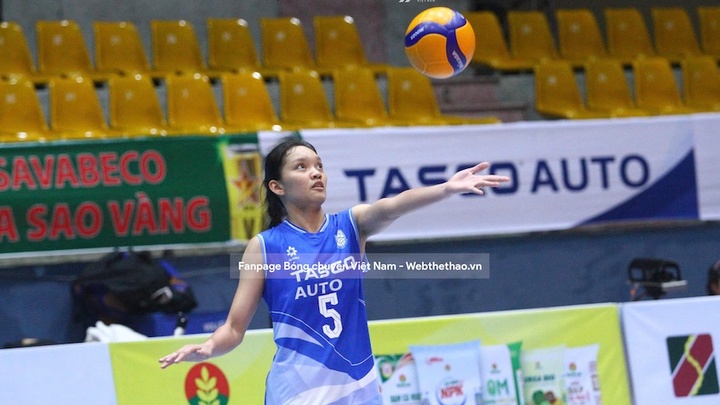 Ánh Thảo – tài năng bóng chuyền 16 tuổi tạo điểm nhấn đặc biệt tại SEA Games 2025