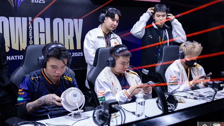 Kết quả AIC 2025 hôm nay 29/11: Team Flash & ONE xuống Nhánh Thua