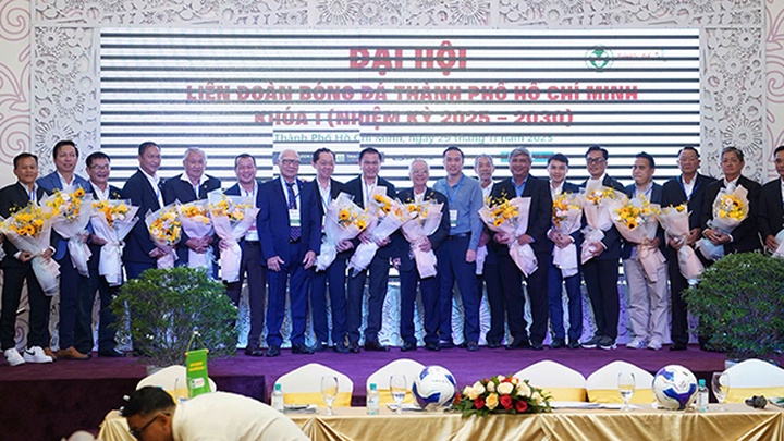 Ông Trần Anh Tú đắc cử Chủ tịch Liên đoàn Bóng đá TP.HCM