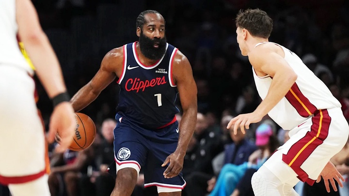 Clippers khủng hoảng trầm trọng: Kawhi Leonard ghi 36 điểm vẫn không cứu nổi LAC