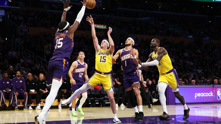 Lakers đứt mạch 7 trận thắng: LeBron James và Ayton mờ nhạt, Luka Doncic dính 9 turnover