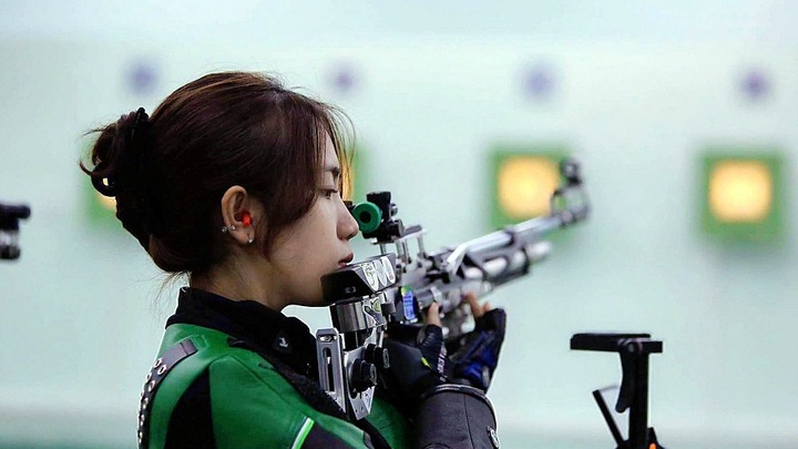 Profile xạ thủ Lê Thị Mộng Tuyền môn bắn súng