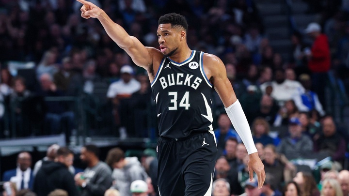 Chuyển nhượng NBA: Milwaukee Bucks tính đường tái thiết, sẽ cân nhắc để Giannis Antetokounmpo ra đi?