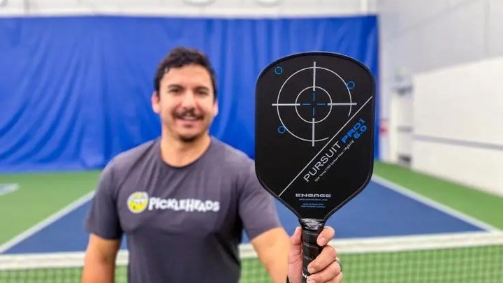 Vợt Pickleball lai (Hybrid paddle): Giải pháp tối ưu cho mọi phong cách chơi