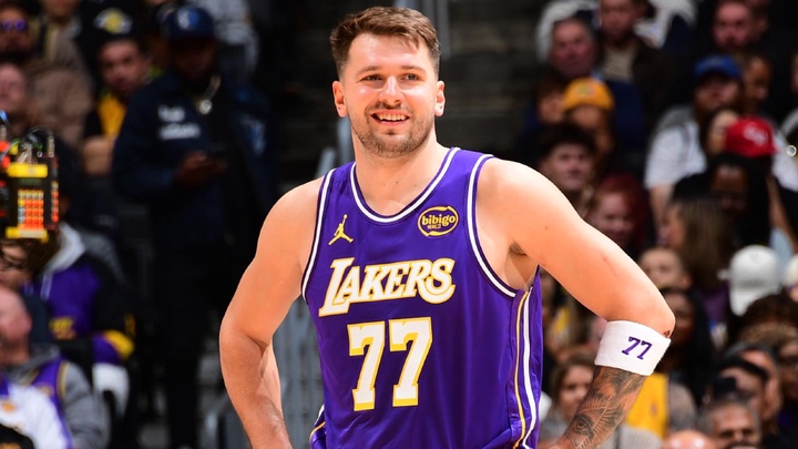 Lakers mất Luka Doncic trước thềm back-to-back, bỏ ngỏ khả năng ra sân trận gặp Celtics