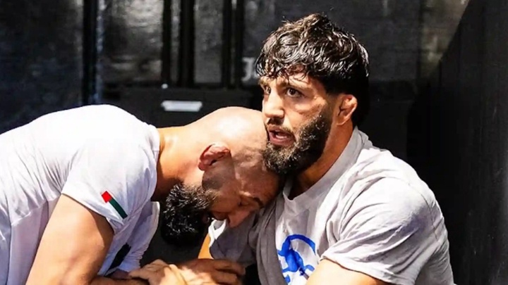 Arman Tsarukyan tiết lộ kế hoạch sau khi không được tranh đai