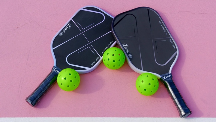 Review Luzz Pro 4 Tornazo: Đột phá trong thế giới vợt pickleball cao cấp