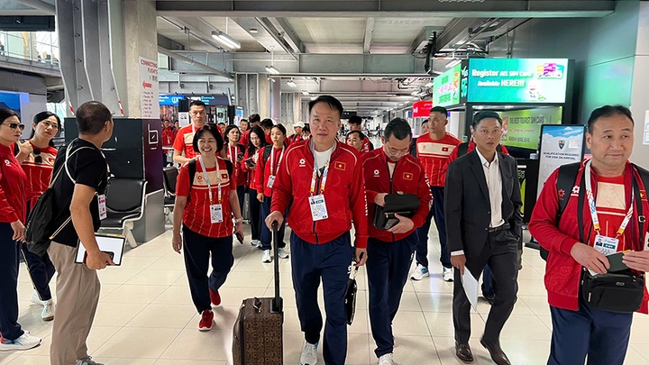 Đoan thể thao Việt Nam chính thức đặt chân đến Thái Lan, sẵn sàng cho SEA Games 33