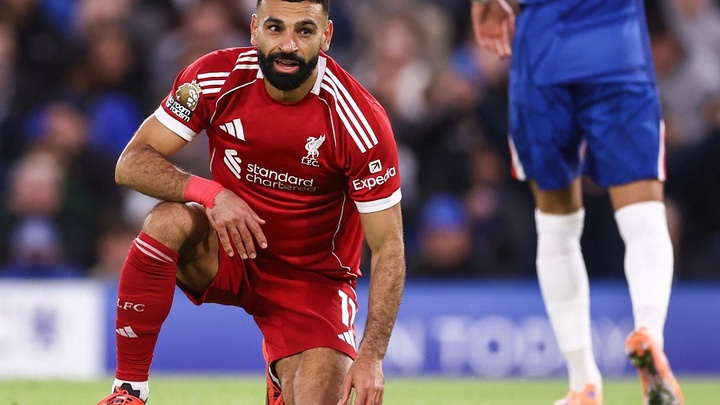 Vì sao Mohamed Salah là gánh nặng phòng ngự cho Liverpool?
