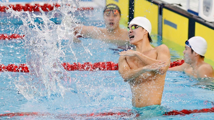 Kình ngư Hưng Nguyên giành "Hat-trick Vàng" 3 kỳ SEA Games liên tiếp nội dung 200m hỗn hợp