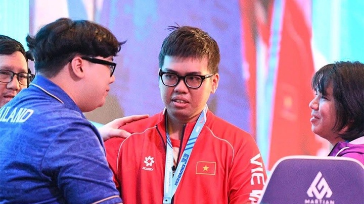 Tuyển thủ Audition Việt Nam gục khóc sau khi đánh rơi tấm HCV SEA Games 33
