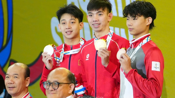Huy Hoàng và Anh Tuấn giành HCV và HCB bơi 1500m tự do tại SEA Games