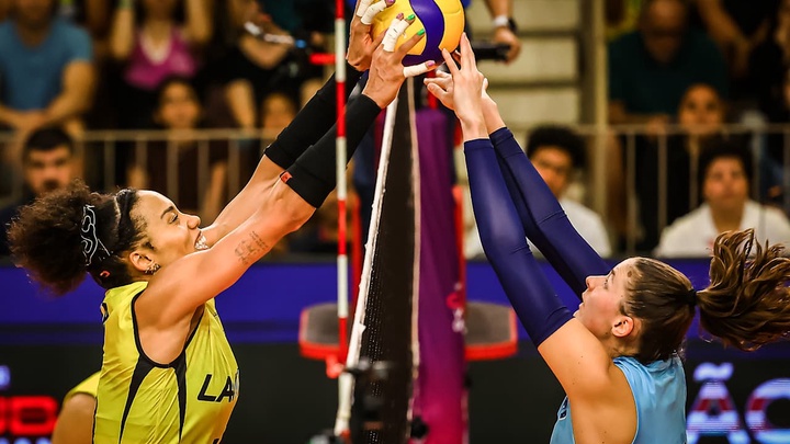 Praia Clube áp đảo Valkyries, tiến sát vé bán kết giải vô địch các CLB nữ thế giới