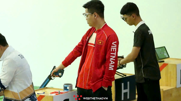 Xạ thủ Phạm Quang Huy nói gì sau khi trượt Vàng nội dung 10m súng ngắn SEA Games 33?