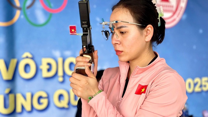 Link trực tiếp môn bắn súng SEA Games 33 sáng 14/12: Niềm hy vọng Thu Vinh và Quang Huy