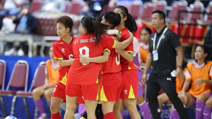 Đội tuyển nữ Việt Nam giành vé vào chung kết Futsal nữ SEA Games 33