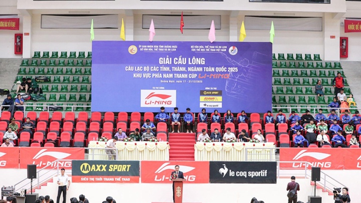 Chính thức khai mạc giải cầu lông các tỉnh, thành, ngành toàn quốc 2025 - khu vực phía nam - tranh cúp Li-Ning