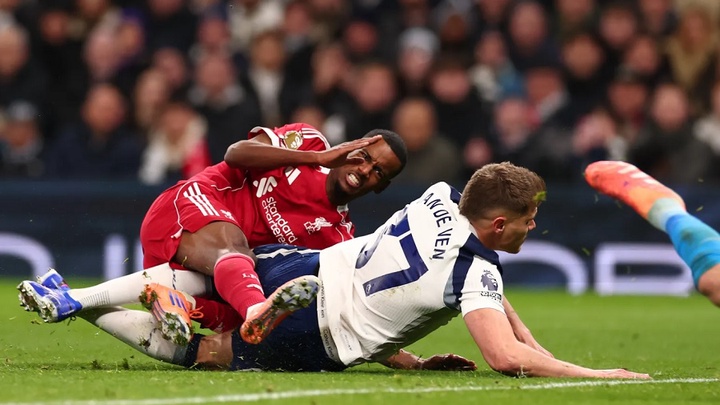 Liverpool cập nhật về chấn thương của Isak với nguy cơ nghỉ dài ngày