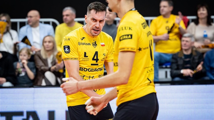 Lublin giành chiến thắng áp đảo trước Warszawa