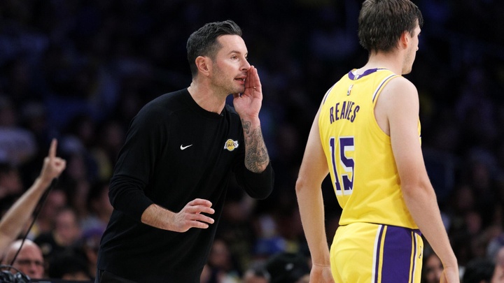 Phòng ngự thảm họa, JJ Redick thừa nhận Lakers không có đủ cầu thủ sẵn sàng "cháy" hết mình