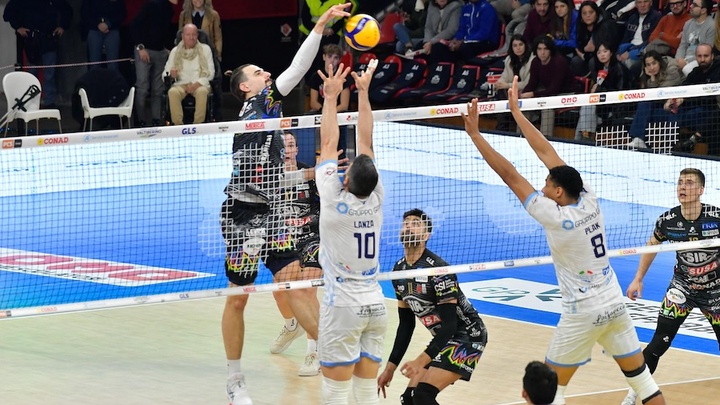 Block Devils chuẩn bị cho chuyến làm khách tại Cisterna