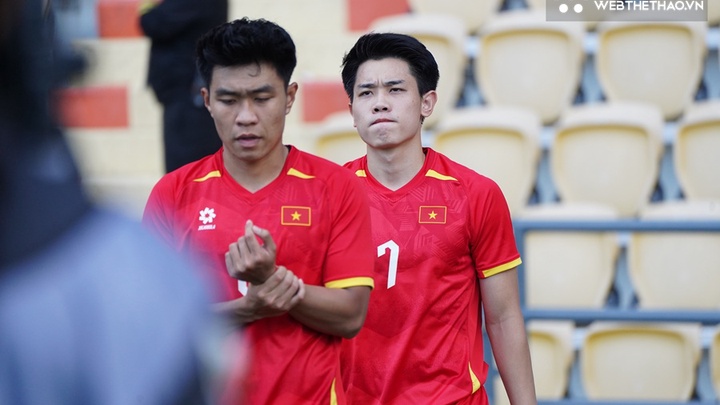 Lý do Đình Bắc vắng mặt tại Gala Quả bóng Vàng Việt Nam 2025