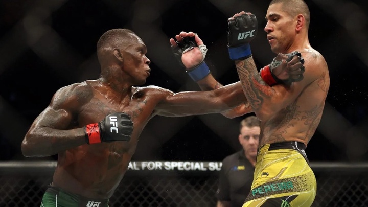 Israel Adesanya bất ngờ lên tiếng về Alex Pereira: “Tôi hy vọng anh ấy không bao giờ thua nữa”