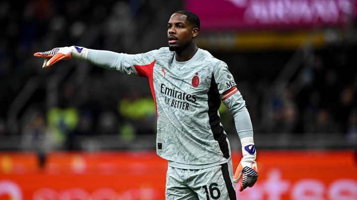 AC Milan chính thức đề nghị Maignan gia hạn hợp đồng với mức lương cao ngất