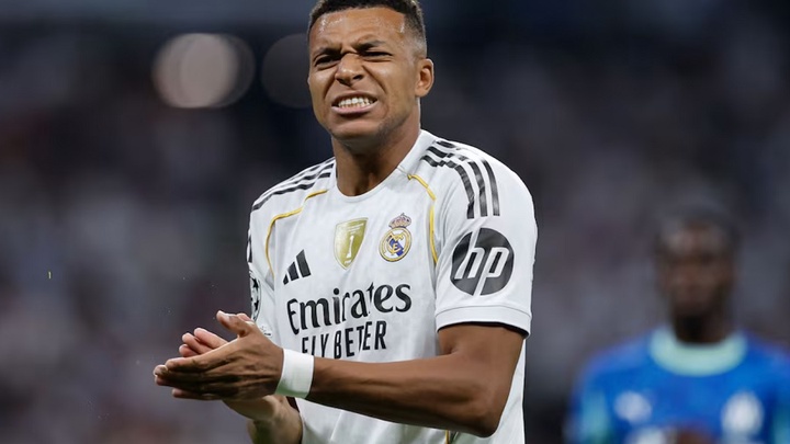Mbappe bị loại khỏi danh sách Real Madrid chơi trận derby
