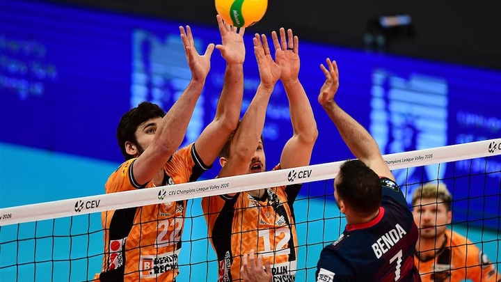 Berlin Recycling Volleys vượt ải Prague sau 129 phút nghẹt thở