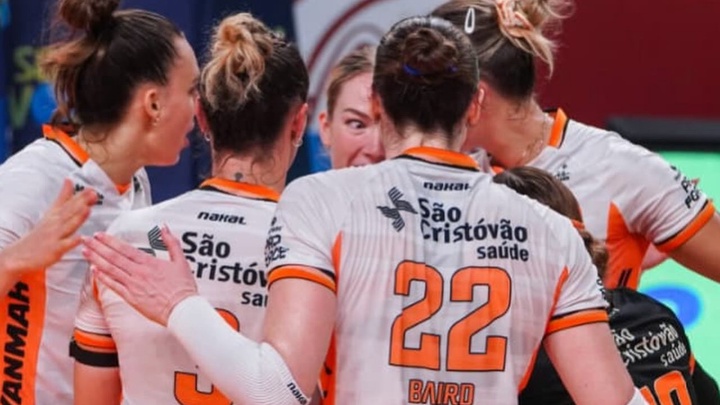 Osasco thắng “trắng” Tijuca, khép lại vòng đấu Superliga nữ Brazil đầy thuyết phục