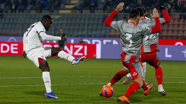 Dự đoán Genoa vs Cagliari, 0h30 ngày 13/1, Serie A 2025/26