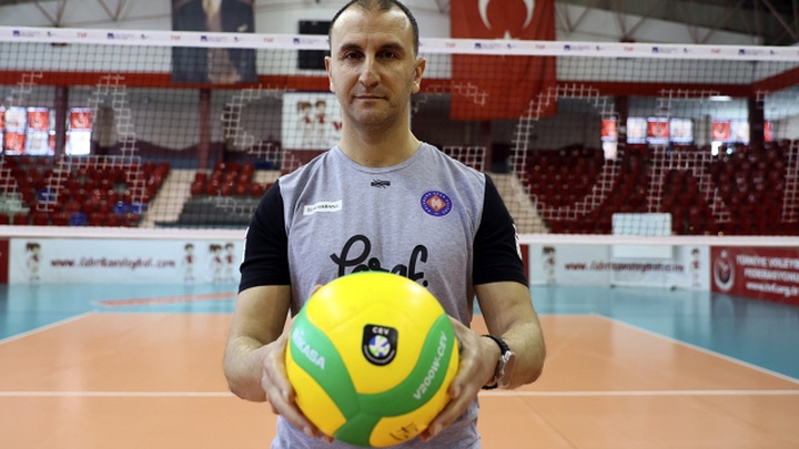 Taner Atik chính thức gia nhập Fenerbahçe: Bước chuyển mình quan trọng cho mùa giải mới