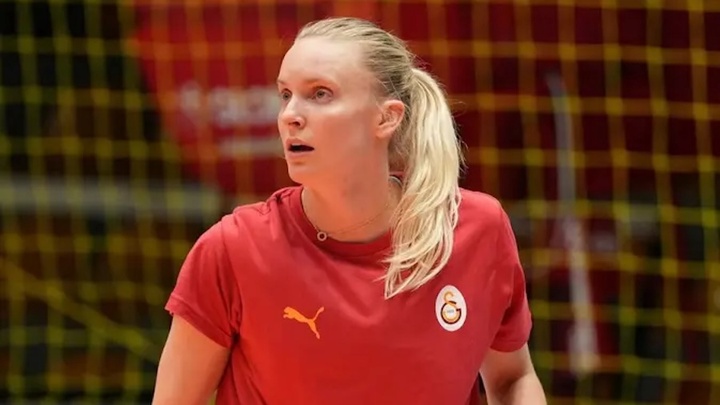 Galatasaray lên tiếng về Alexandra Frantti