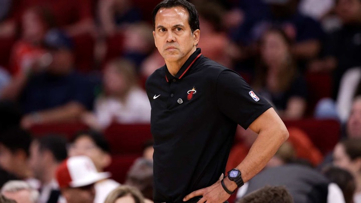 Kỷ lục buồn của Spoelstra: Sự khắc nghiệt của nghề HLV chuyên nghiệp ở thể thao Bắc Mỹ