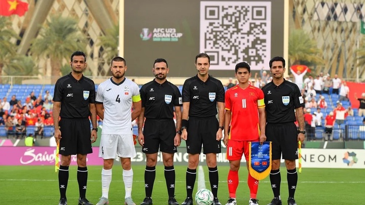 Tứ kết U23 châu Á: Trọng tài Iran từng cho U23 Việt Nam hưởng phạt đền bắt chính