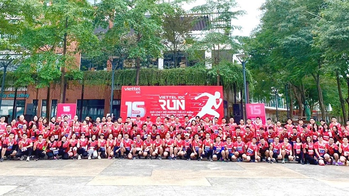 Viettel Runners - Cuộc đổ bộ hùng hậu vào Viettel Marathon 2024