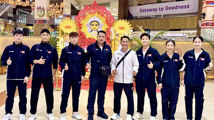 Bùi Bích Phương, Nguyễn Thị Thu Huyền cùng đồng đội tham dự Giải Vô địch Cầu lông Trẻ Thế giới 2025 