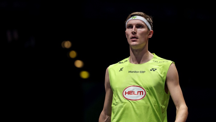 Axelsen trở lại và đụng độ Naraoka ngay vòng đầu giải cầu lông Hong Kong Open 2025