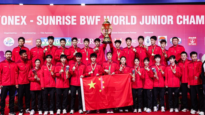 Cầu lông Trung Quốc đoạt lại ngôi vô địch Trẻ thế giới để lập kỷ lục mới