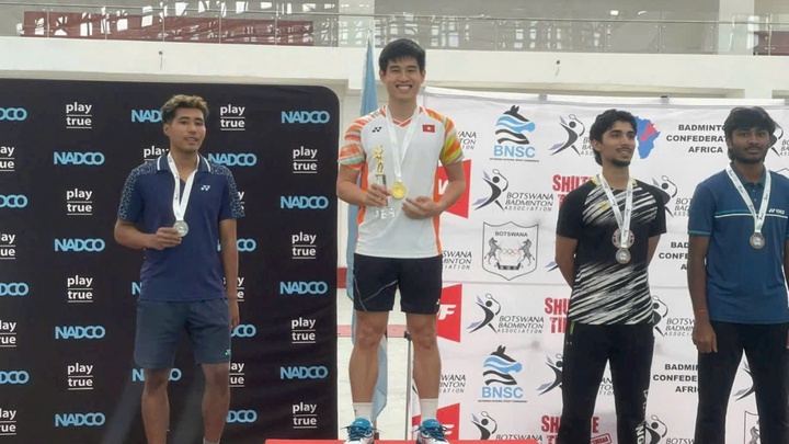 Phan Phúc Thịnh vô địch giải cầu lông Botswana International 2025