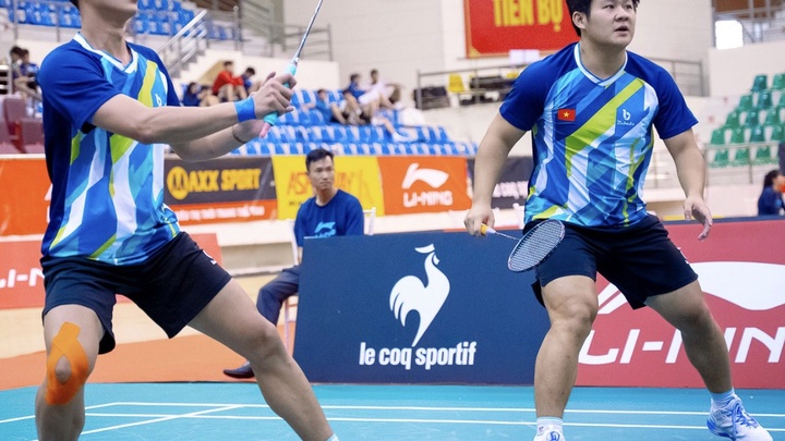 Giải cầu lông quốc tế Li-Ning Vietnam International Series 2025: Vũ Thị Trang và Đình Hoàng / Đình Mạnh đăng quang?